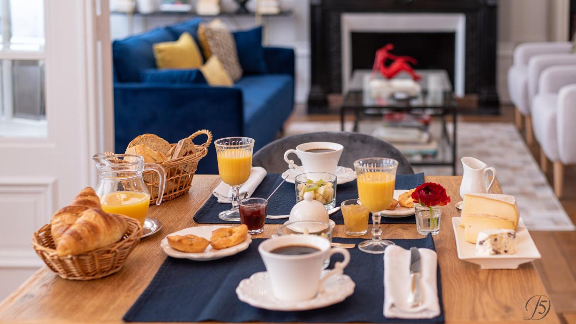 La Demeure Numero 5 Bed & Breakfast