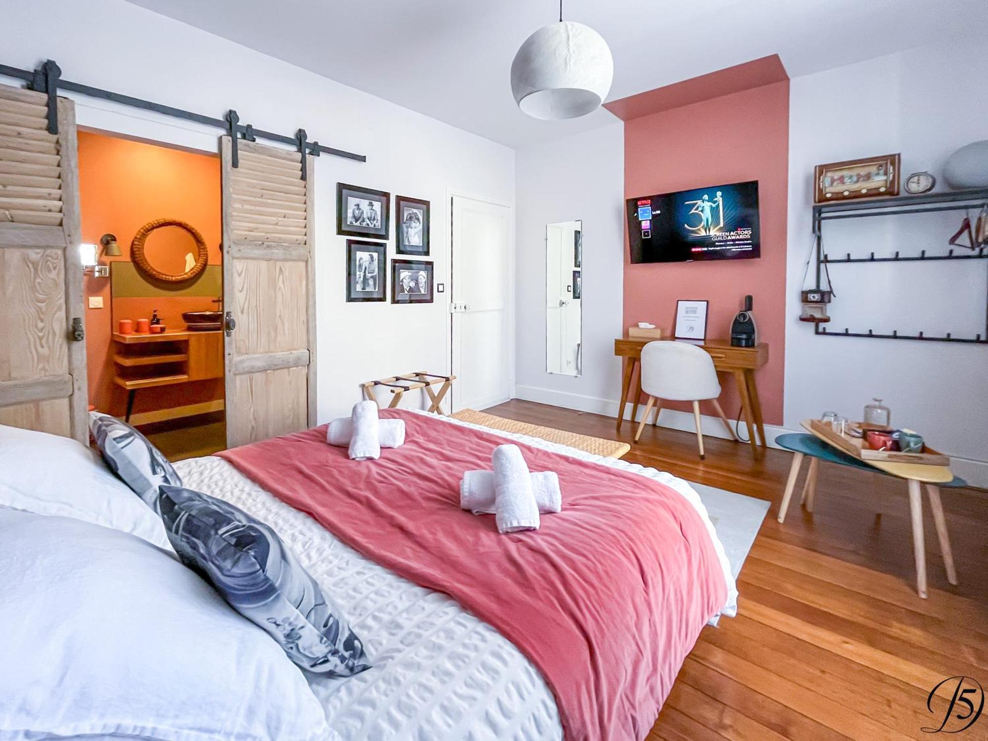 La Demeure Numero 5 Bed & Breakfast *
